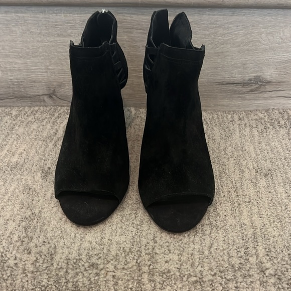 Vince Camaro black booties. Size 7. Perfect condition. - Picture 3 of 5